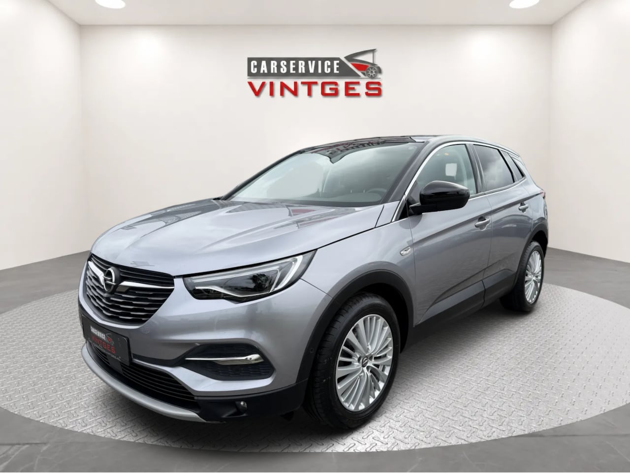 Opel Grandland X - 1.2 Turbo Innovation | Pano | Leder | 360° Camera | Distributie Vervangen - AutoWereld.nl