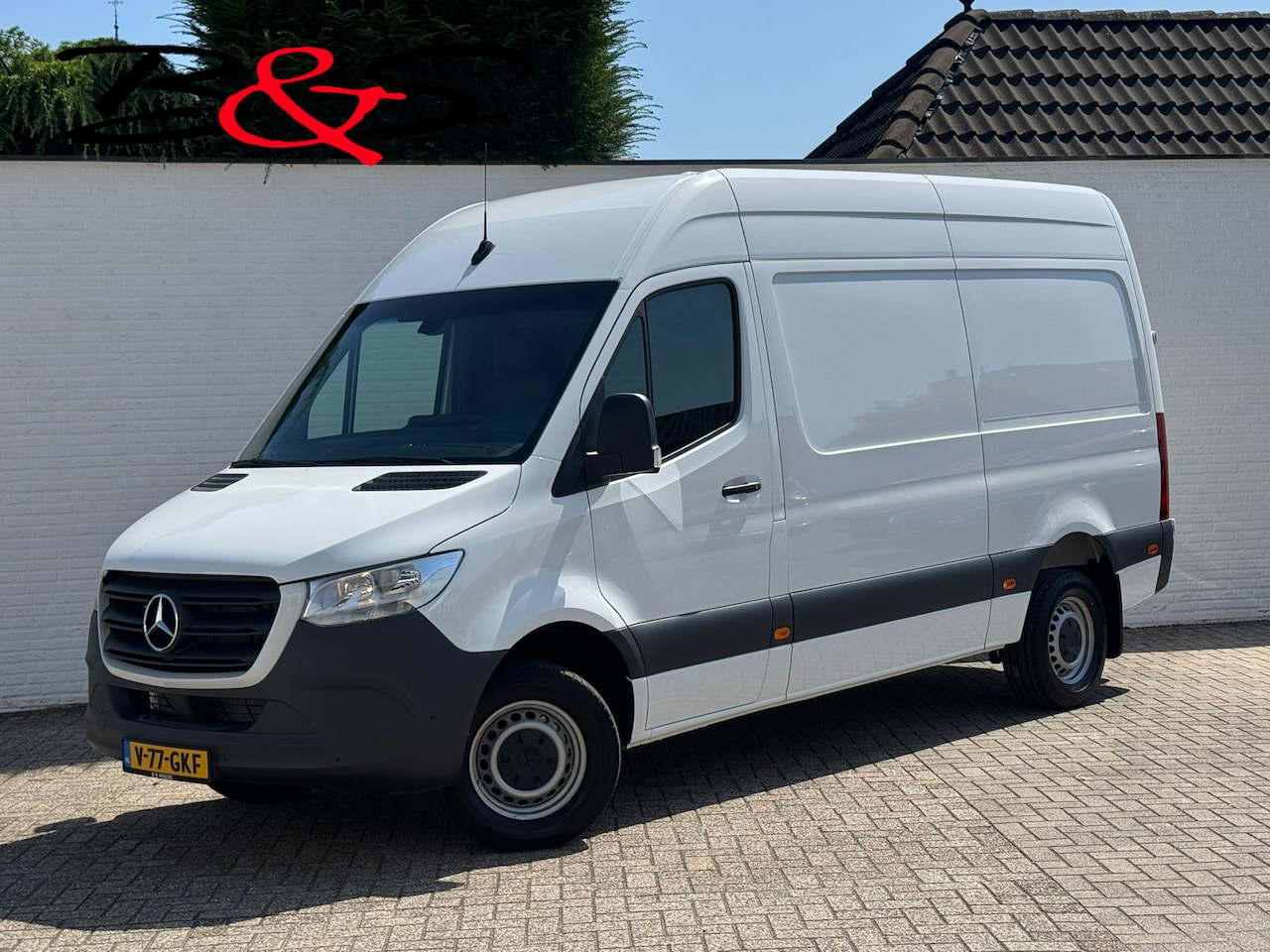 Mercedes-Benz Sprinter - 317 1.9 CDI L2 9G Leder Camera Clima M-bux media systeem DAB laadruimte betimmering - AutoWereld.nl