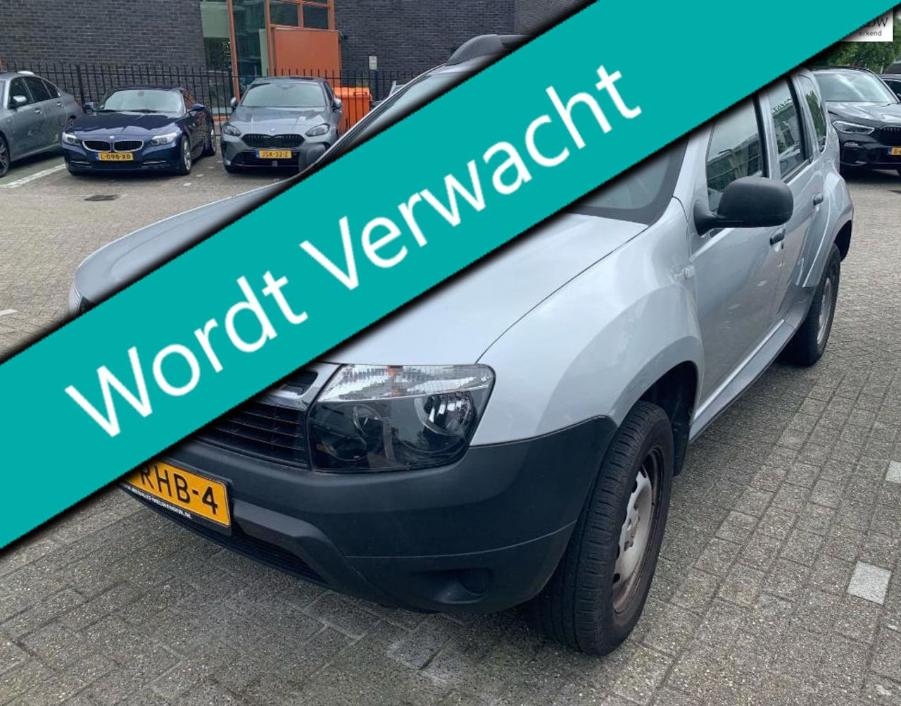 Dacia Duster - 1.6i 105pk 4WD ! 1e eigenaar 129.000km. Trekhaak 1500kg. - AutoWereld.nl