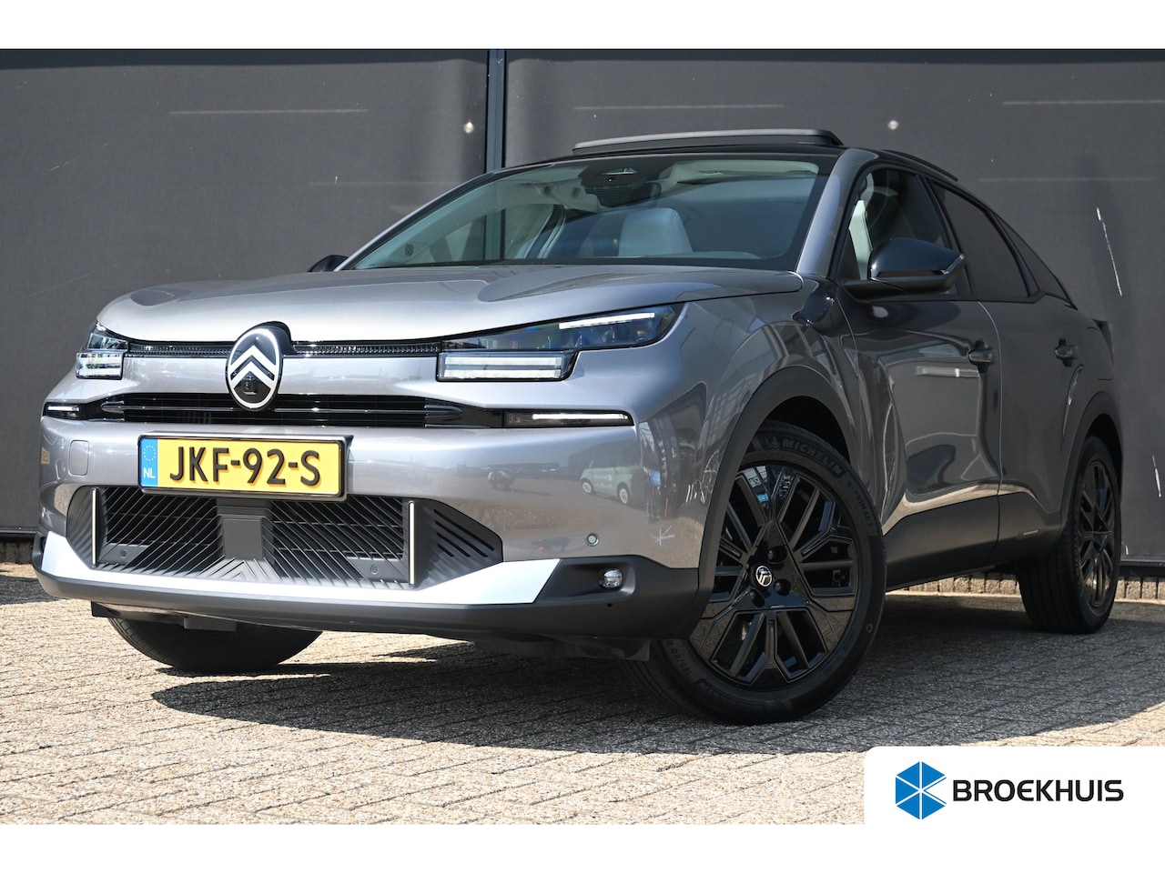 Citroën C4 - 1.2 Hybrid 145pk Max Tot 8 Jaar Garantie! | Schuif-/Kanteldak | Massage | Vol-Leder/Alcant - AutoWereld.nl