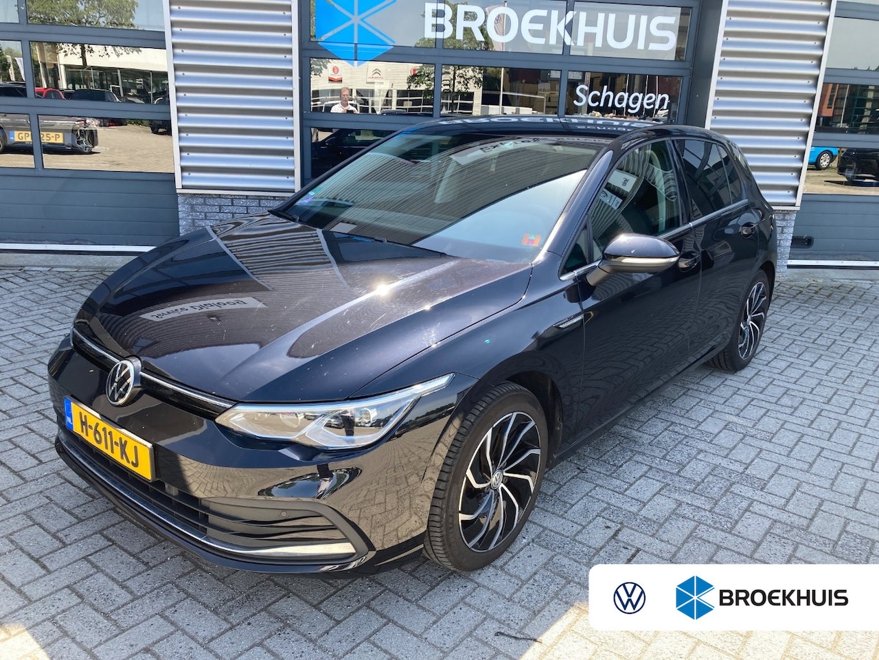 Volkswagen Golf - 1.5 TSI 130 pk Style | Trekhaak | Achteruitrijcamera | Elektrische stoel | - AutoWereld.nl