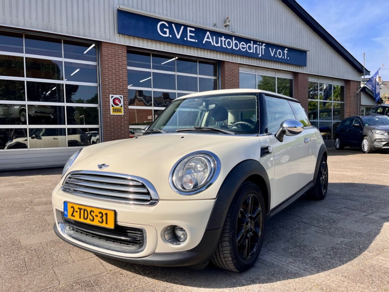 MINI One - 1.6 ONE HOLL. ST. NL AUTO NAP LOGISCH. - AutoWereld.nl