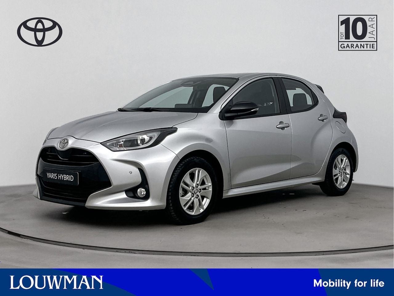 Toyota Yaris - 1.5 Hybrid 115 Dynamic Limited | Stuur-stoelverwarming | Parkeersensoren | Climate Control - AutoWereld.nl