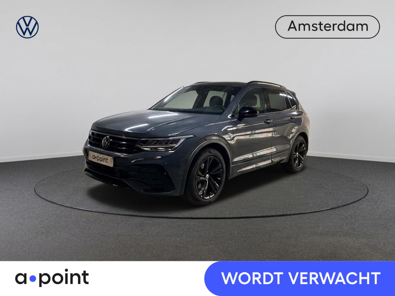 Volkswagen Tiguan - 1.5 TSI R-Line 150 pk Automaat (DSG) | Navigatie | Parkeersensoren | Autom airco (3 zones) - AutoWereld.nl