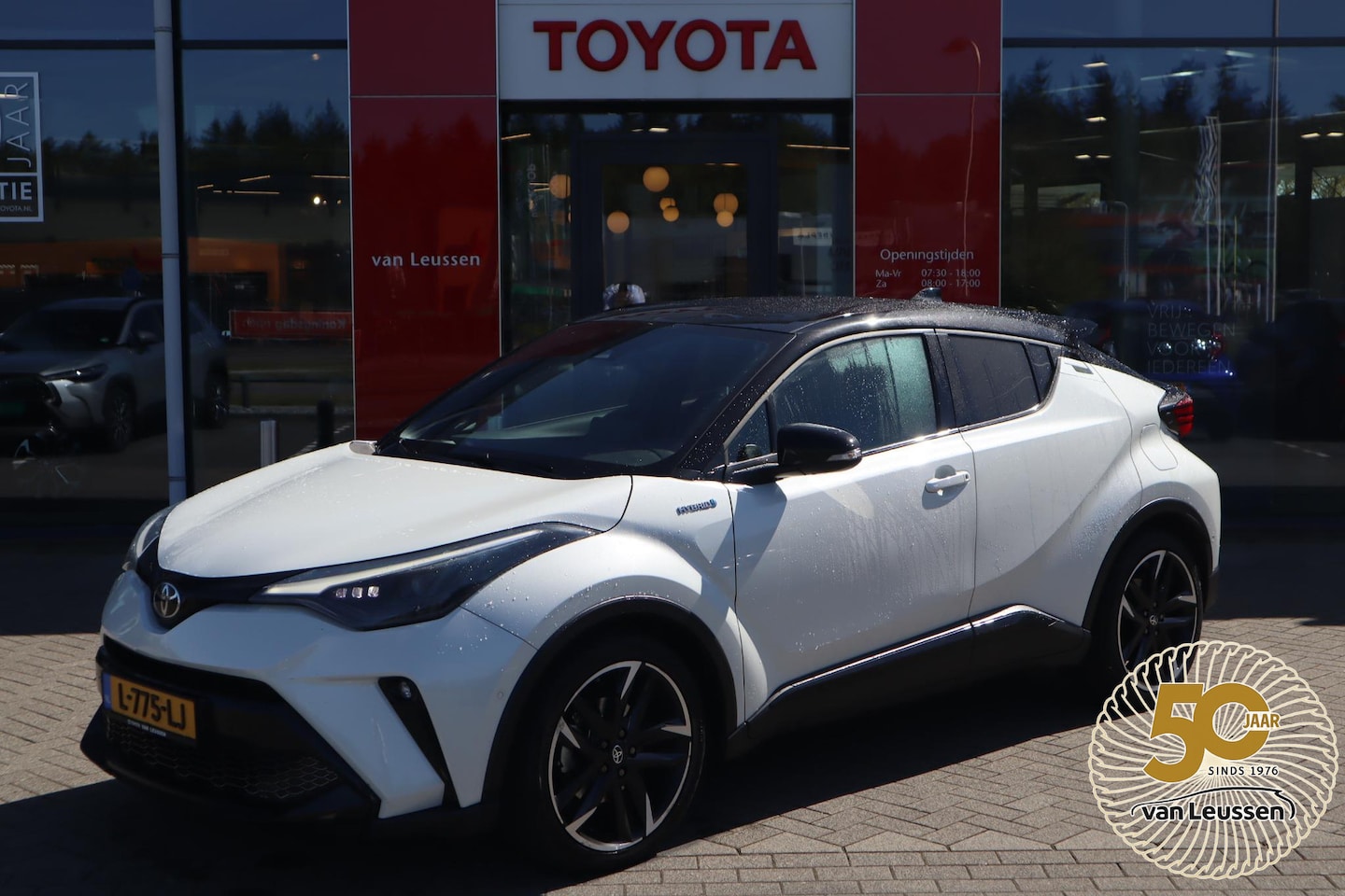 Toyota C-HR - 1.8 HYBRID GR-SPORT 19"LM-VELGEN 1e EIGENAAR NL-AUTO STOELVERW. LED JBL-AUDIO P-SENSOREN A - AutoWereld.nl
