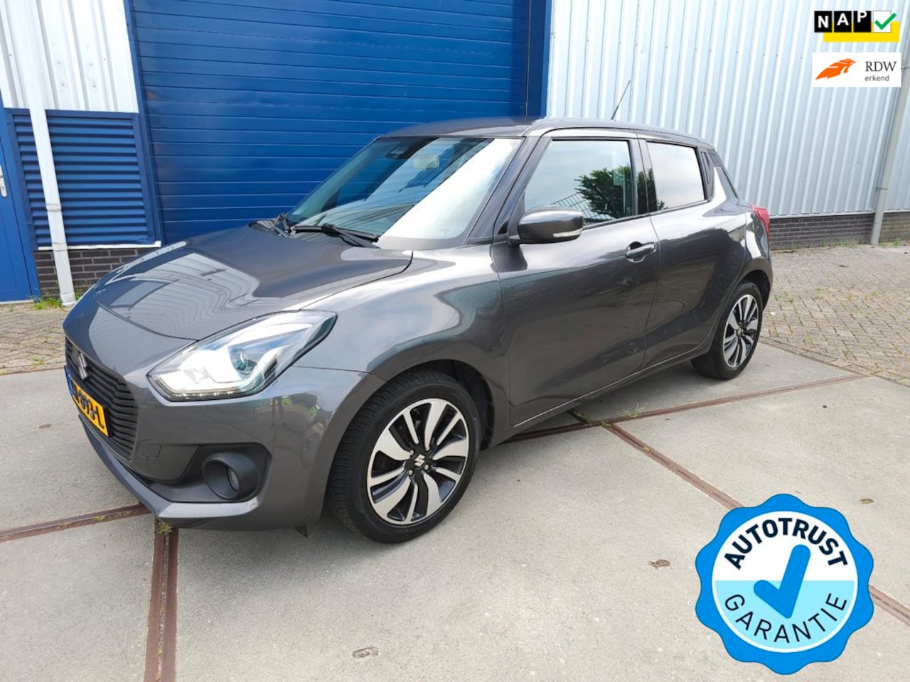 Suzuki Swift - 1.2 Stijl Smart Hybrid / 1 jaar Garantie / Cruise / Camera / Clima - AutoWereld.nl