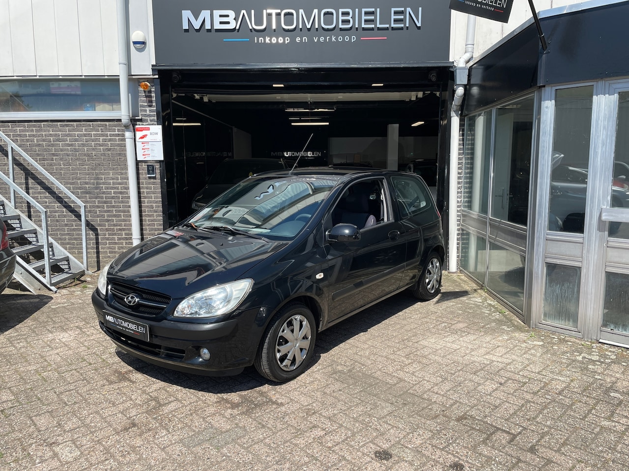 Kia Cee'd Sporty Wagon - 1.6 X-tra/Zwart/Apk/Airco/Trekhaak/NAP/1e eigenaar/124DKM! - AutoWereld.nl