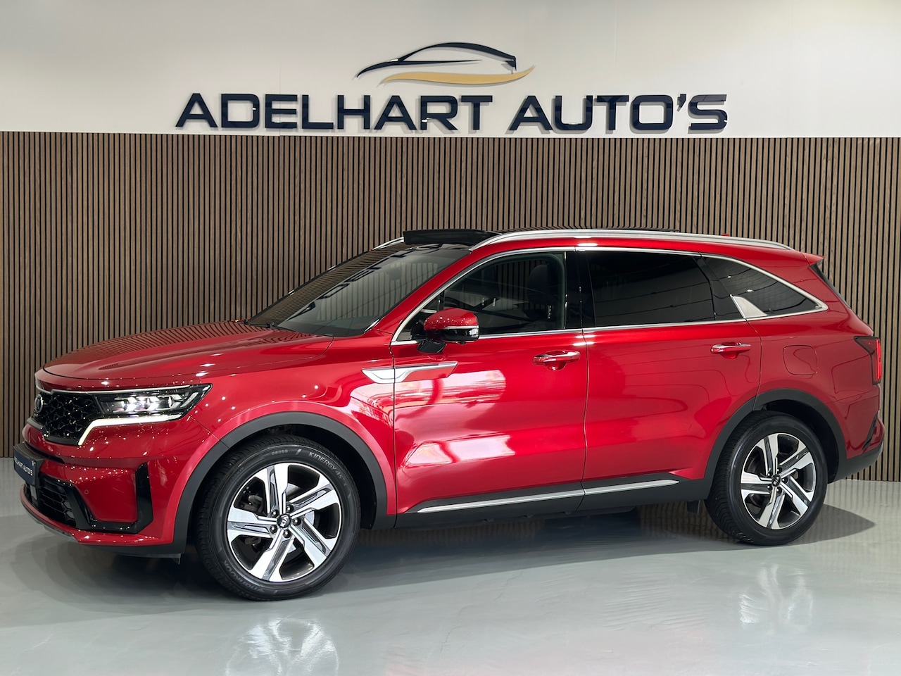 Kia Sorento - 1.6 T-GDI Plug-in Hybrid 4WD ExecutiveLine 7 Pers. / Panorama dak / Leder Exclusive / Came - AutoWereld.nl