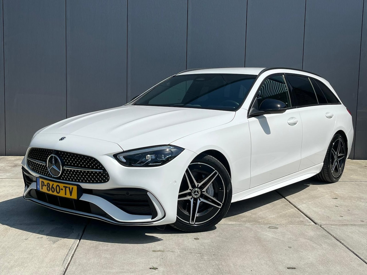 Mercedes-Benz C-klasse Estate - 200 AMG Line | Night Pack | Sfeerverlichting | Stoelverwarming | Widescreen | - AutoWereld.nl