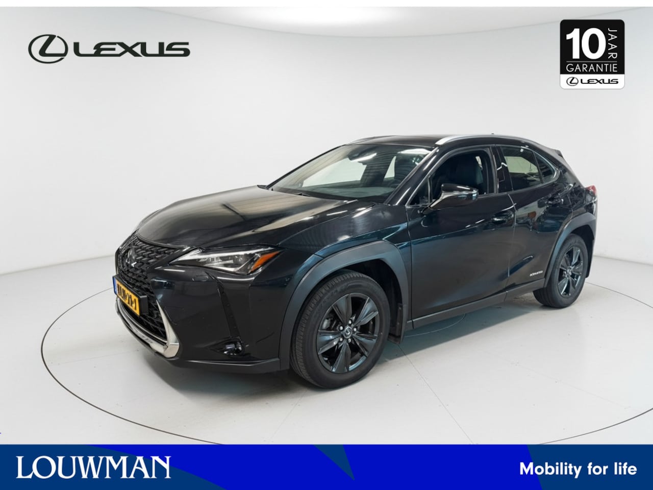 Lexus UX - 250h Luxury Line | Stoelverwarming | Carplay | Adaptive Cruise | - AutoWereld.nl