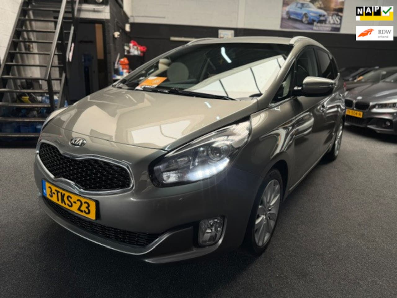 Kia Carens - 1.6 GDi Business Pack 7 Zit - AutoWereld.nl