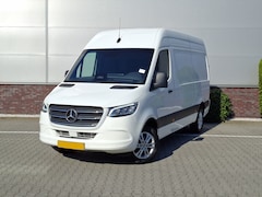 Mercedes-Benz Sprinter - 317 CDI L2 H2 Automaat Led 3.5T Trekhaak (wordt verwacht)