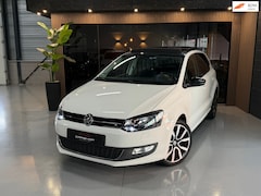 Volkswagen Polo - 1.4-16V STYLE EDITION PANO/STOELVRM/CARPLAY