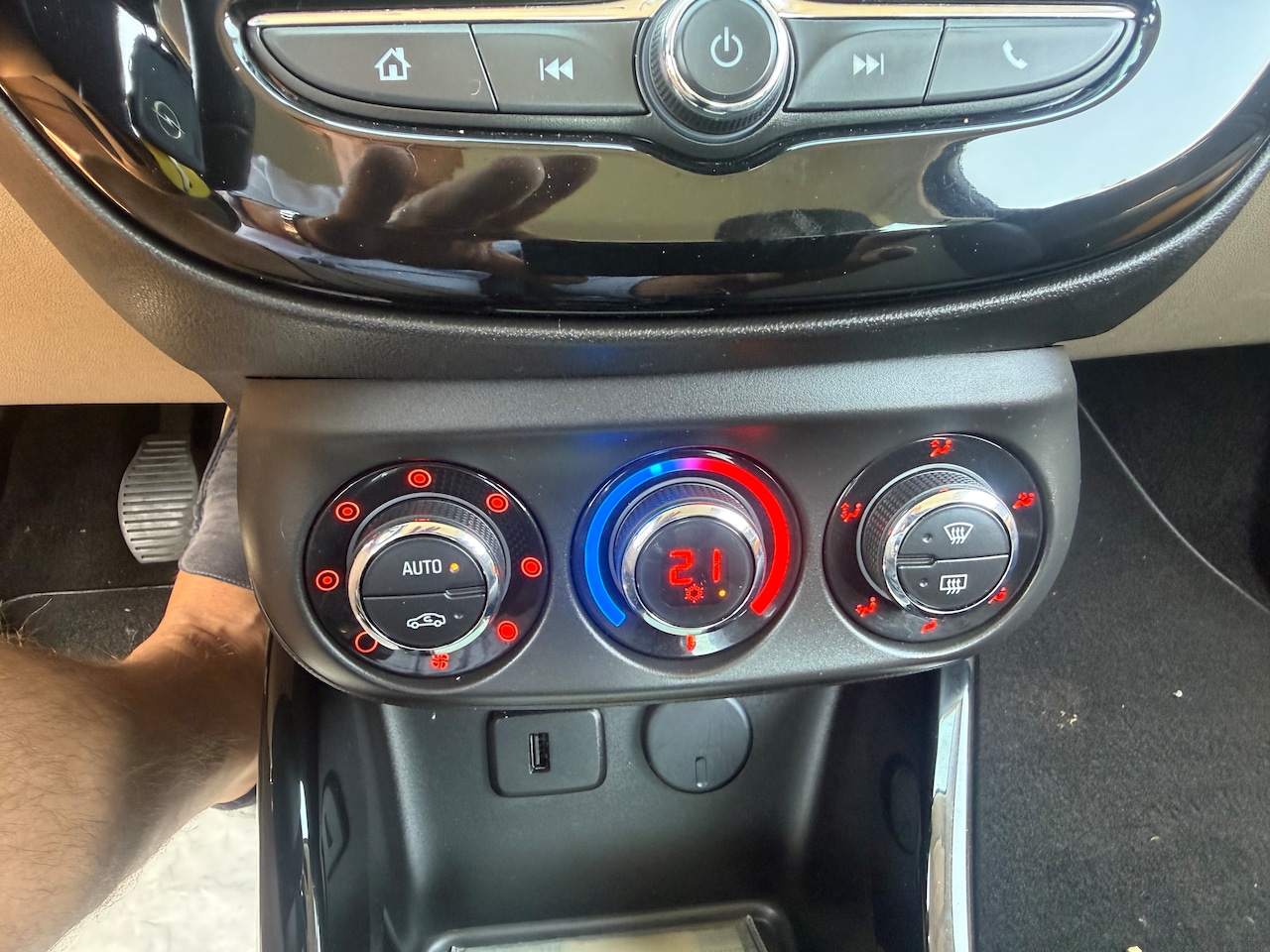 Opel ADAM - 1.0 Turbo Rocks Online Edition Tweede eigenaar