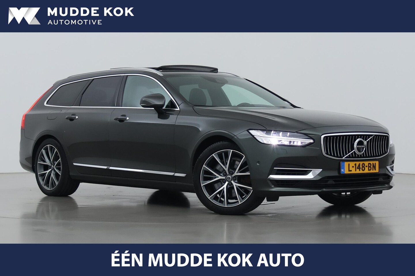 Volvo V90 - 2.0 T8 AWD Inscription | ACC | Panoramadak | 360° Camera | Trekhaak | Memory | Keyless | S - AutoWereld.nl