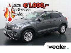 Volkswagen T-Roc - 1.5 TSI Life Business | 150 PK | Automaat | Trekhaak | Achteruitrijcamera | Stoelverwarmin