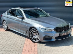 BMW 5-serie - 530i High Executive M Pakket | Schuifdak | Head Up | Camera | Sfeerverlichting