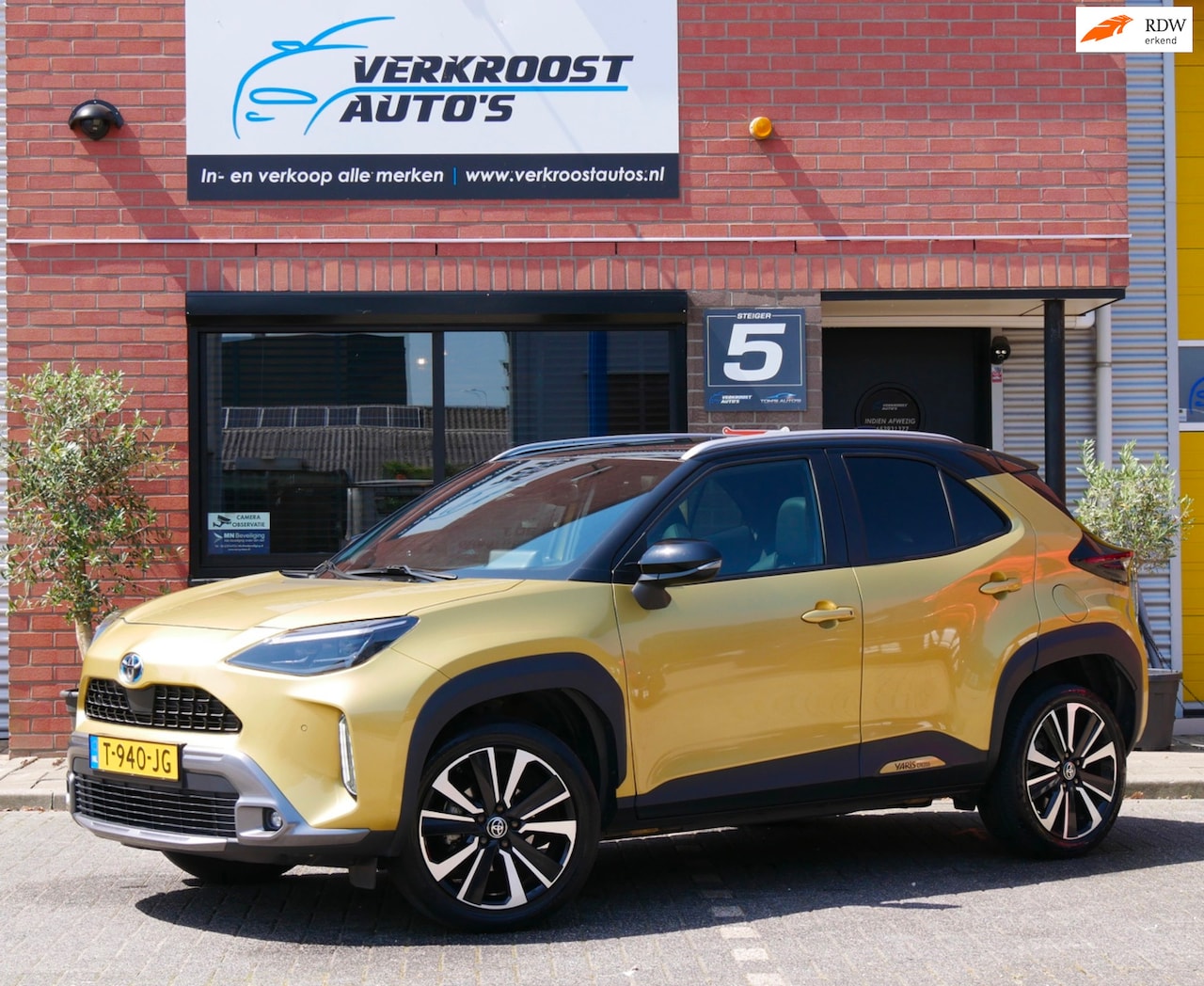 Toyota Yaris Cross - 1.5 Hybrid Adventure pano. leder. JBL. camera. - AutoWereld.nl