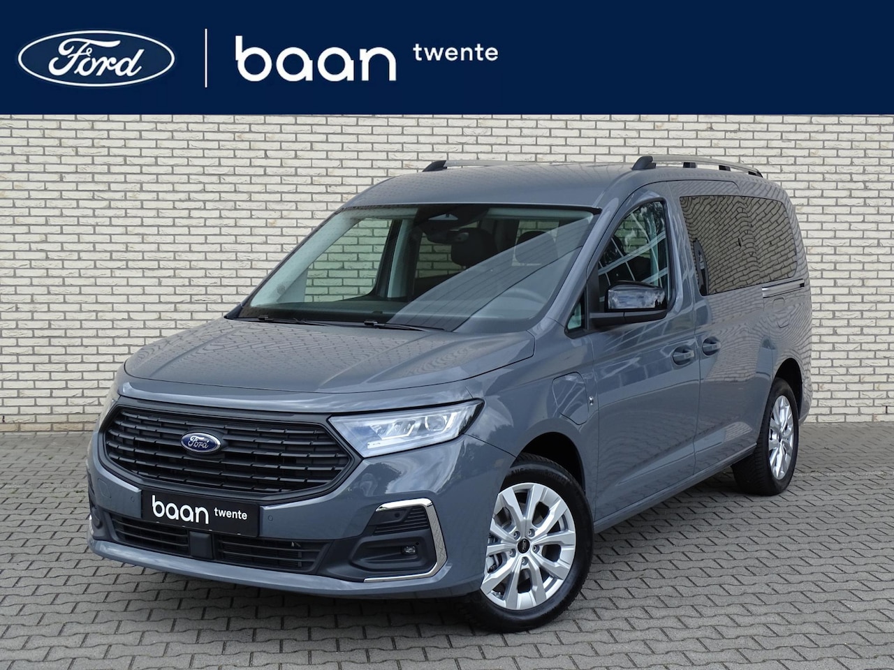 Ford Tourneo Connect - 1.5 PHEV L2 Titanium | Trekhaak | 7 zitplaatsen | Leer | LED  v+a | Adaptive Cruise C. | - AutoWereld.nl