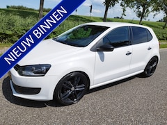 Volkswagen Polo - 1.2-12V * Airco * 17 inch * Sportonderstel * Camera * NAVI