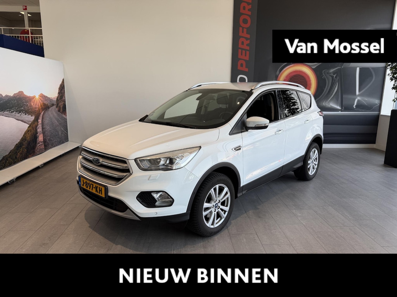 Ford Kuga - 1.5 EcoBoost Titanium 1.5 EcoBoost Titanium - AutoWereld.nl