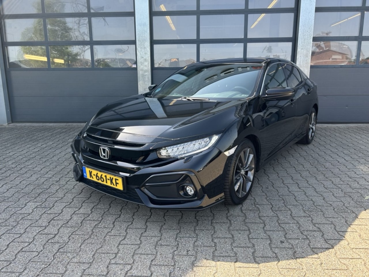 Honda Civic - 1.0 i-VTEC 129pk CVT Executive - AutoWereld.nl