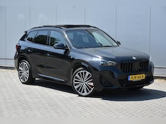 BMW X1 - sDrive18i M Sport Pano dak Alcantara Cameras BOMVOL