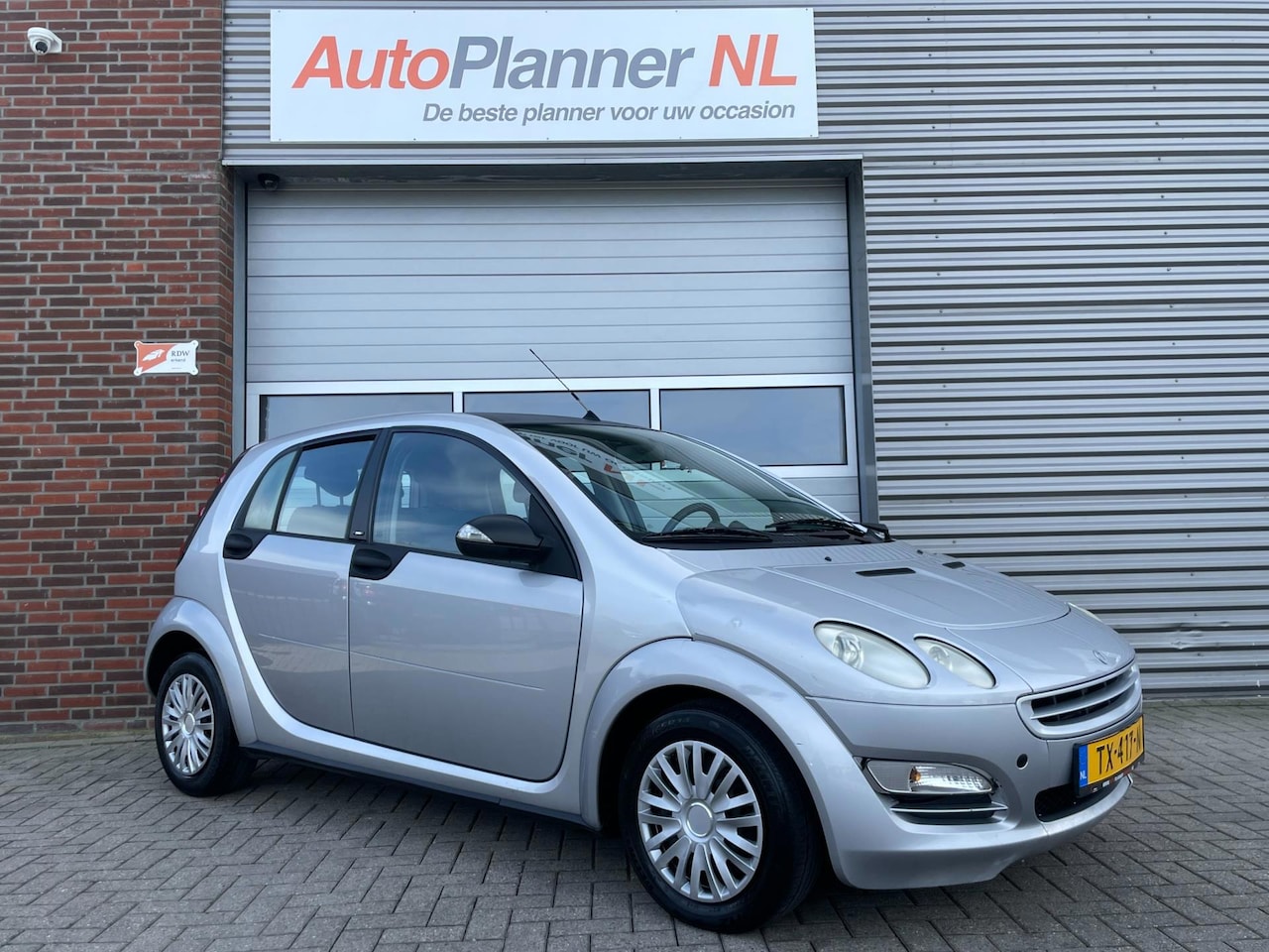Smart Forfour - 1.3 pulse! 5-Deurs! Airco! Nieuwe APK! - AutoWereld.nl