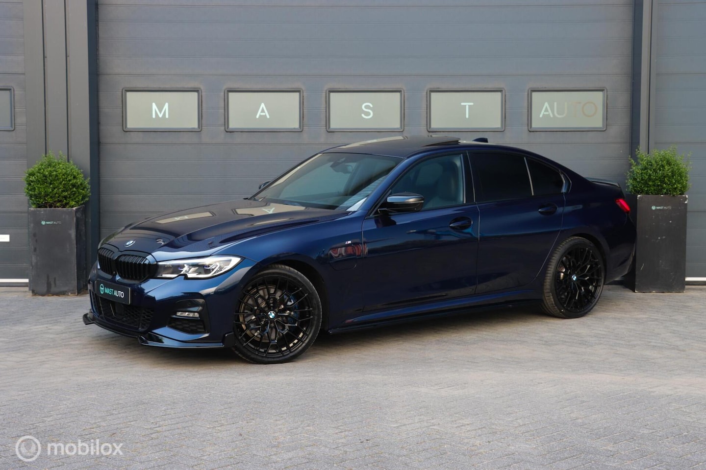 BMW 3-serie - 330e xDrive High Executive 330e xDrive High Executive - AutoWereld.nl