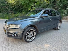 Audi Q5 - 3.0 TDI quattro Pro Line S Pano Leer DAB StandK StoelV