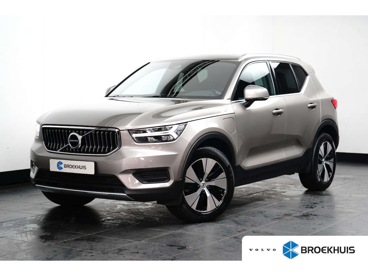 Volvo XC40 - 1.5 T4 Recharge Inscription Expression | Memory | Trekhaak | Stoel & Stuur verw. | - AutoWereld.nl