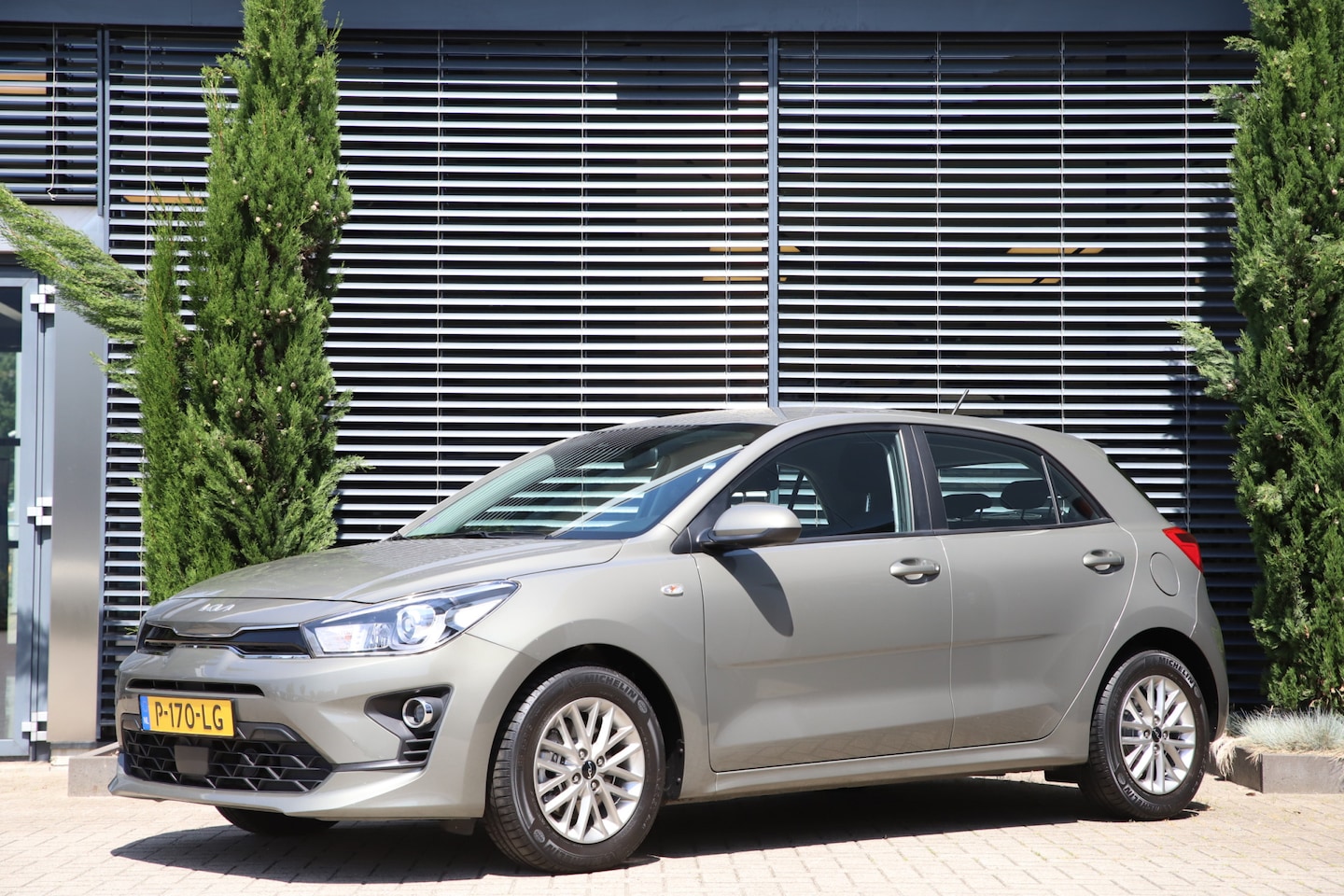 Kia Rio - 1.0 T-GDi 100 PK DynamicLine | CAMERA | CRUISE | APPLE - AutoWereld.nl