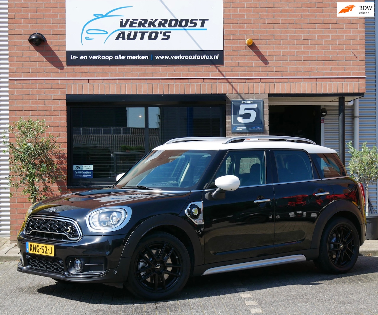 MINI Countryman - 1.5 Cooper S E ALL4 Chili sportstoelen. camera. - AutoWereld.nl