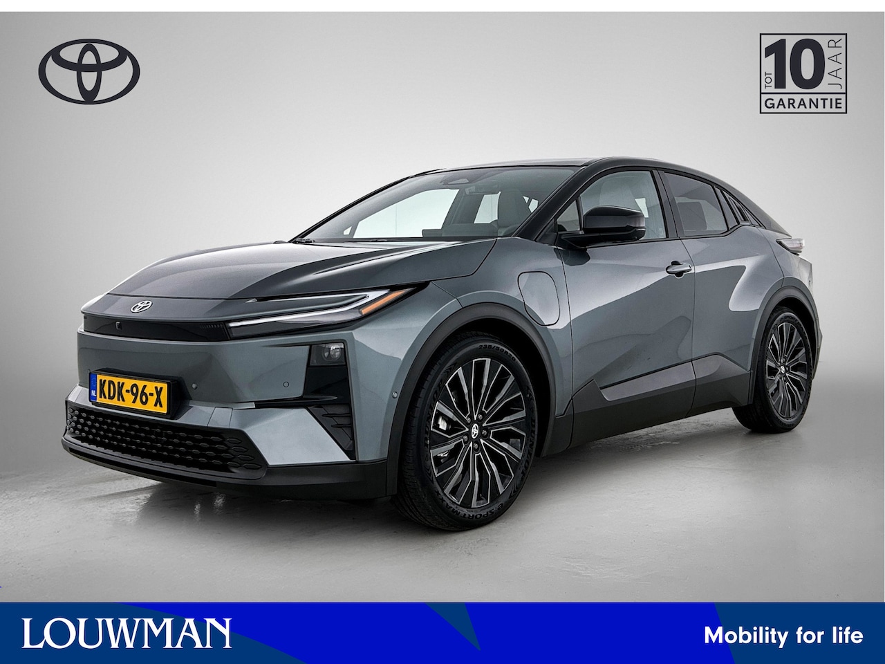 Toyota C-HR - Executive AWD 77 kWh | Executive Plus-pakket  | 343 PK | 1500 KG Trekgewicht | 22 KW boord - AutoWereld.nl