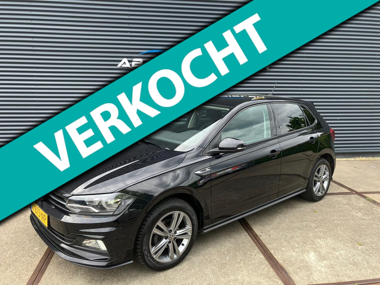 Volkswagen Polo - 1.0 TSI R-Line Edition AUTOMAAT/ CARPLAY/ NAVI - AutoWereld.nl