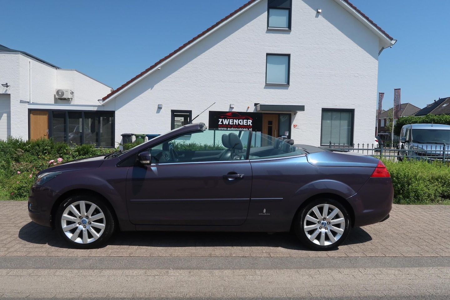 Ford Focus Coupé-Cabriolet - 1.6 LEER|NAVIGATIE|HARDTOP ELEKTRISCH|CRUISECONTROL - AutoWereld.nl