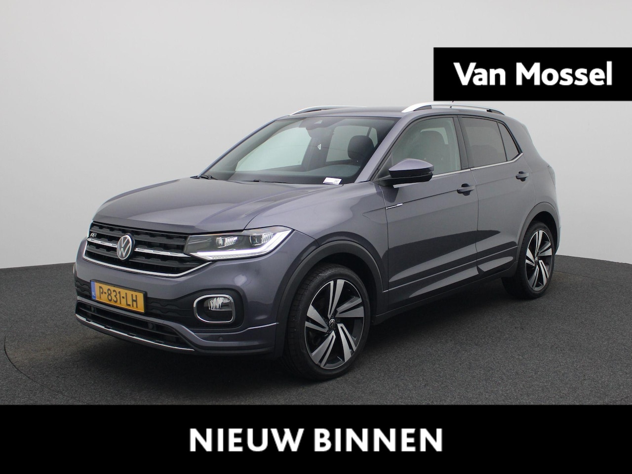 Volkswagen T-Cross - 1.0 TSI R-Line | VIRTUAL COCKPIT | APPLE CARPLAY | KEYLESS | ACHTERUITRIJCAMERA | STOELVER - AutoWereld.nl