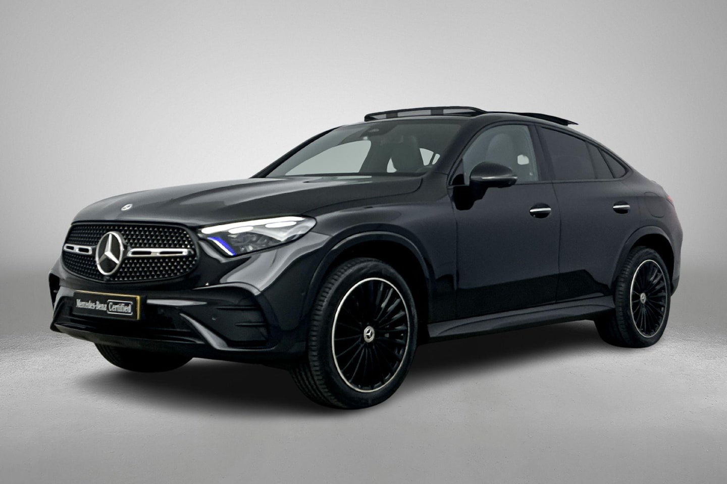 Mercedes-Benz GLC-klasse Coupé - GLC 300e Automaat 4MATIC AMG Line | Premium Pakket | Nightpakket | Panoramadak | Memory | - AutoWereld.nl