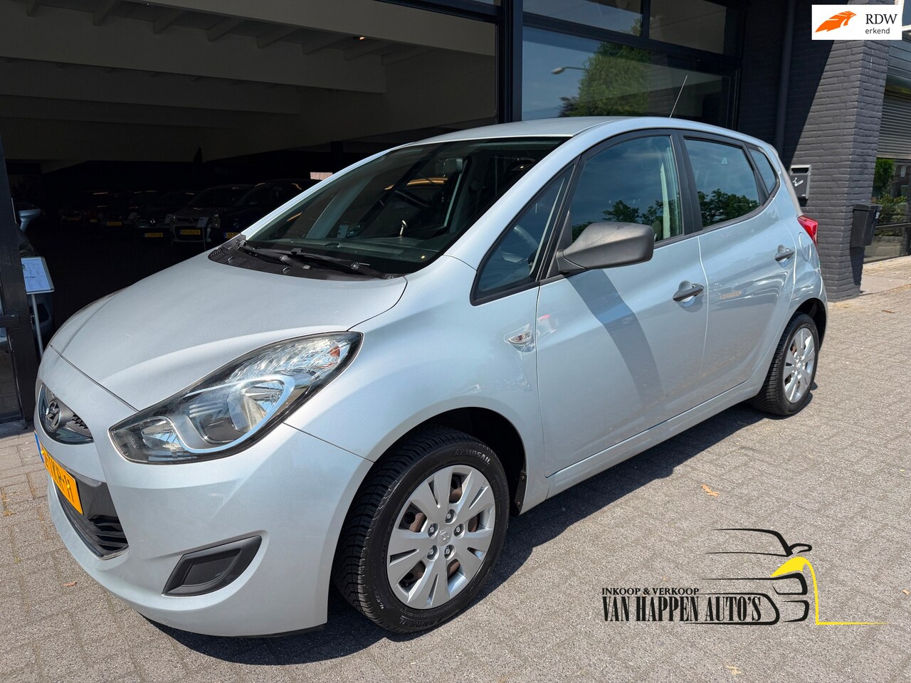 Hyundai ix20 - 1.4i i-Drive / apk 7-2027 - AutoWereld.nl