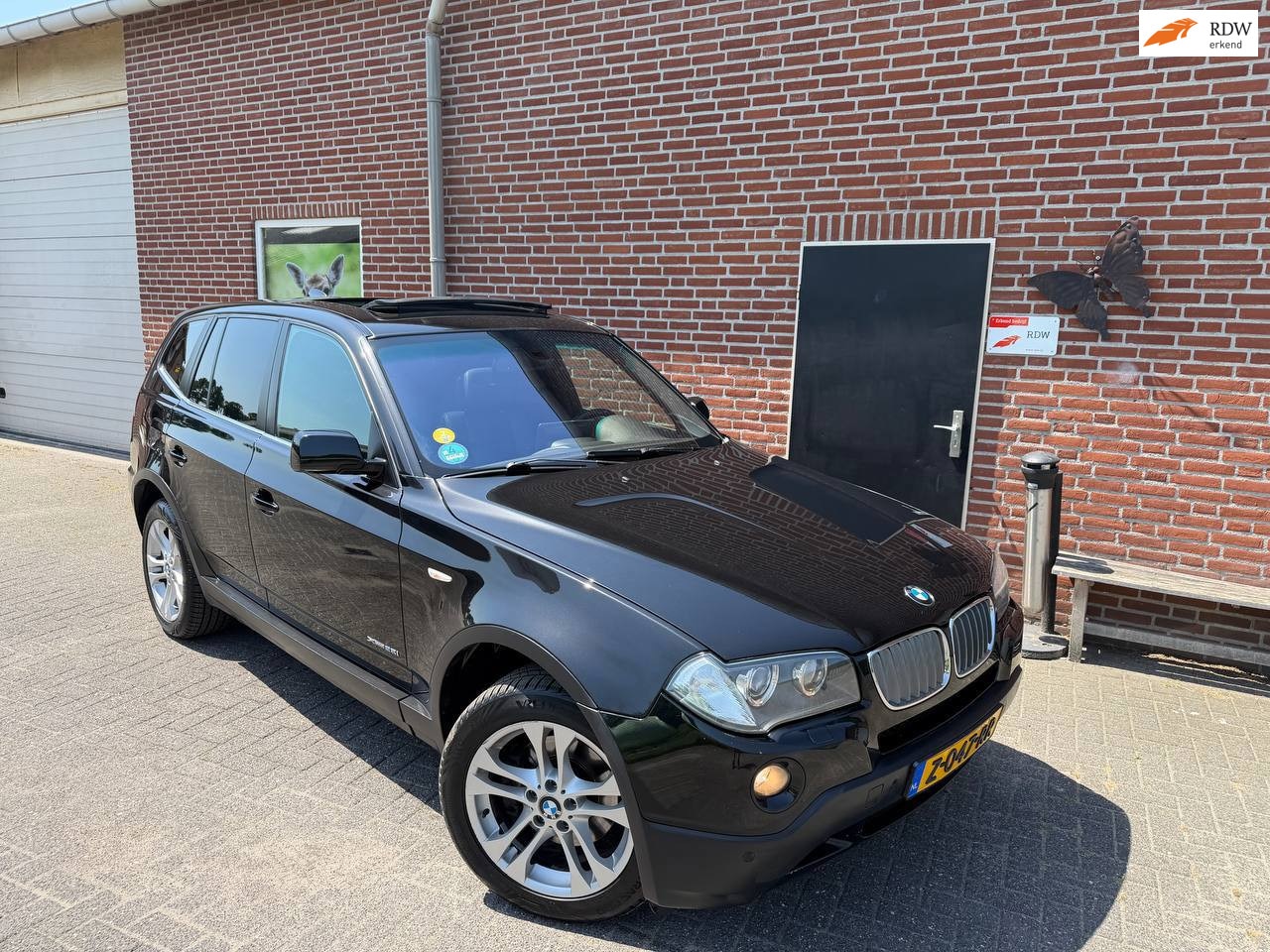 BMW X3 - XDrive25i Automaat, Panoramadak, Trekhaak, Leder - AutoWereld.nl