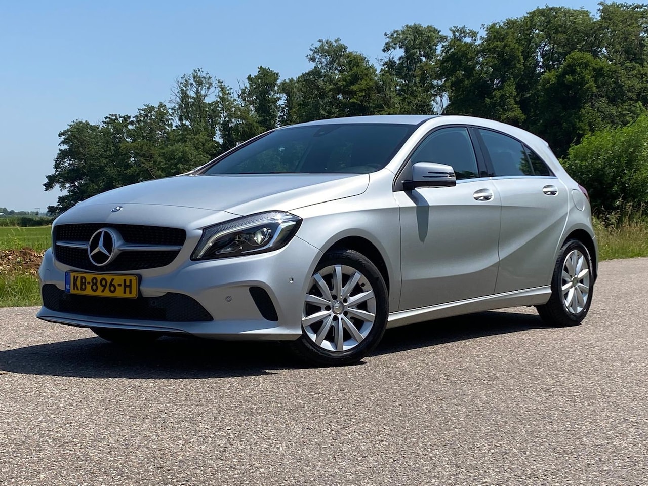 Mercedes-Benz A-klasse - 160 Ambition 5DRS NAVI Half-Leder Nap Airco Goed Onderhouden - AutoWereld.nl