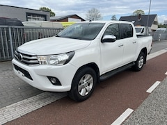 Toyota HiLux - 2.4 D-4D 110kw DOUBLE CAB. 5P AUT. AIRCO KLIMA 4WD