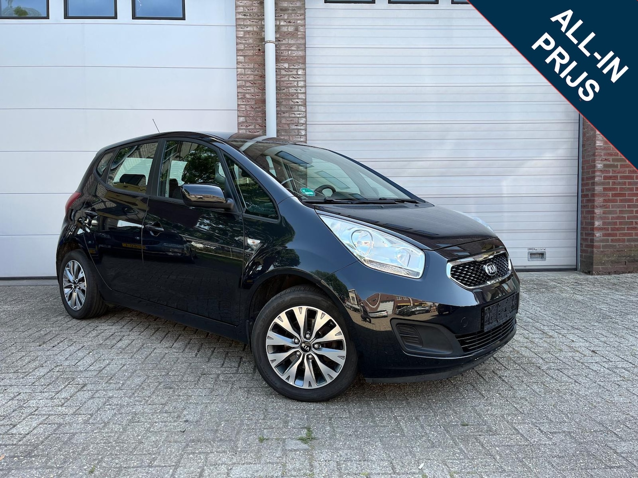 Kia Venga - 1.6 CVVT First Edition Dealer oh/Automaat/Airco/Garantie - AutoWereld.nl