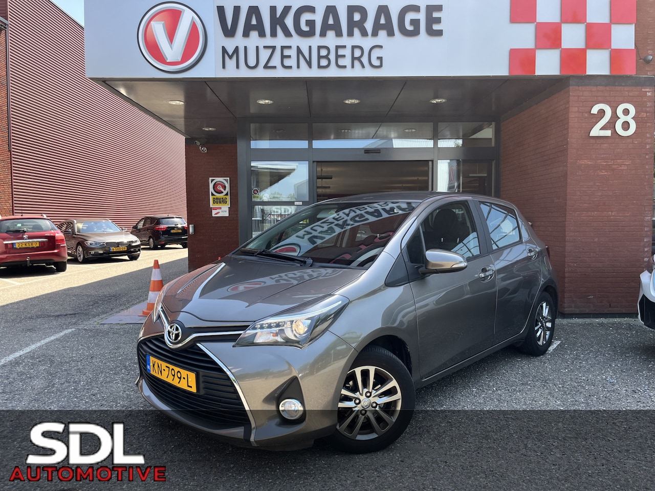 Toyota Yaris - 1.3 VVT-i Trend // TREKHAAK // CRUISE // CLIMA // NAVI // PARKEERCAMERA // - AutoWereld.nl