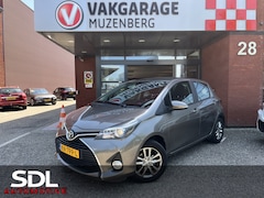 Toyota Yaris - 1.3 VVT-i Trend 1E EIGENAAR - UNIEKE KMSTAND - NAP // TREKHAAK // CRUISE // CLIMA // NAVI
