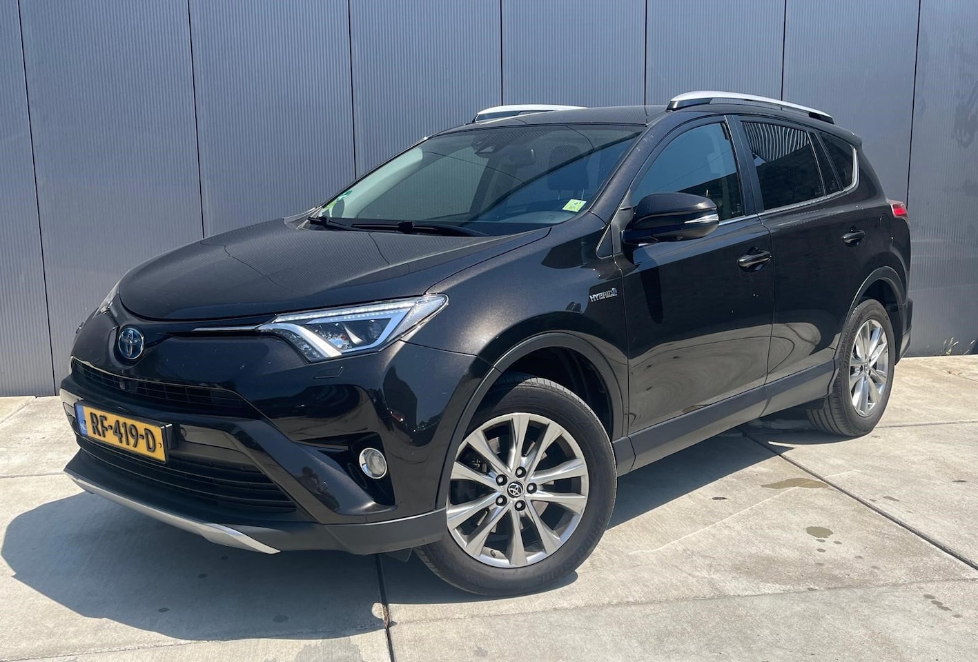 Toyota RAV4 - 2.5 Hybrid AWD Executive | LPG Inbouw | Camera | Keyless | Lederen Bekleding | Memory | - AutoWereld.nl