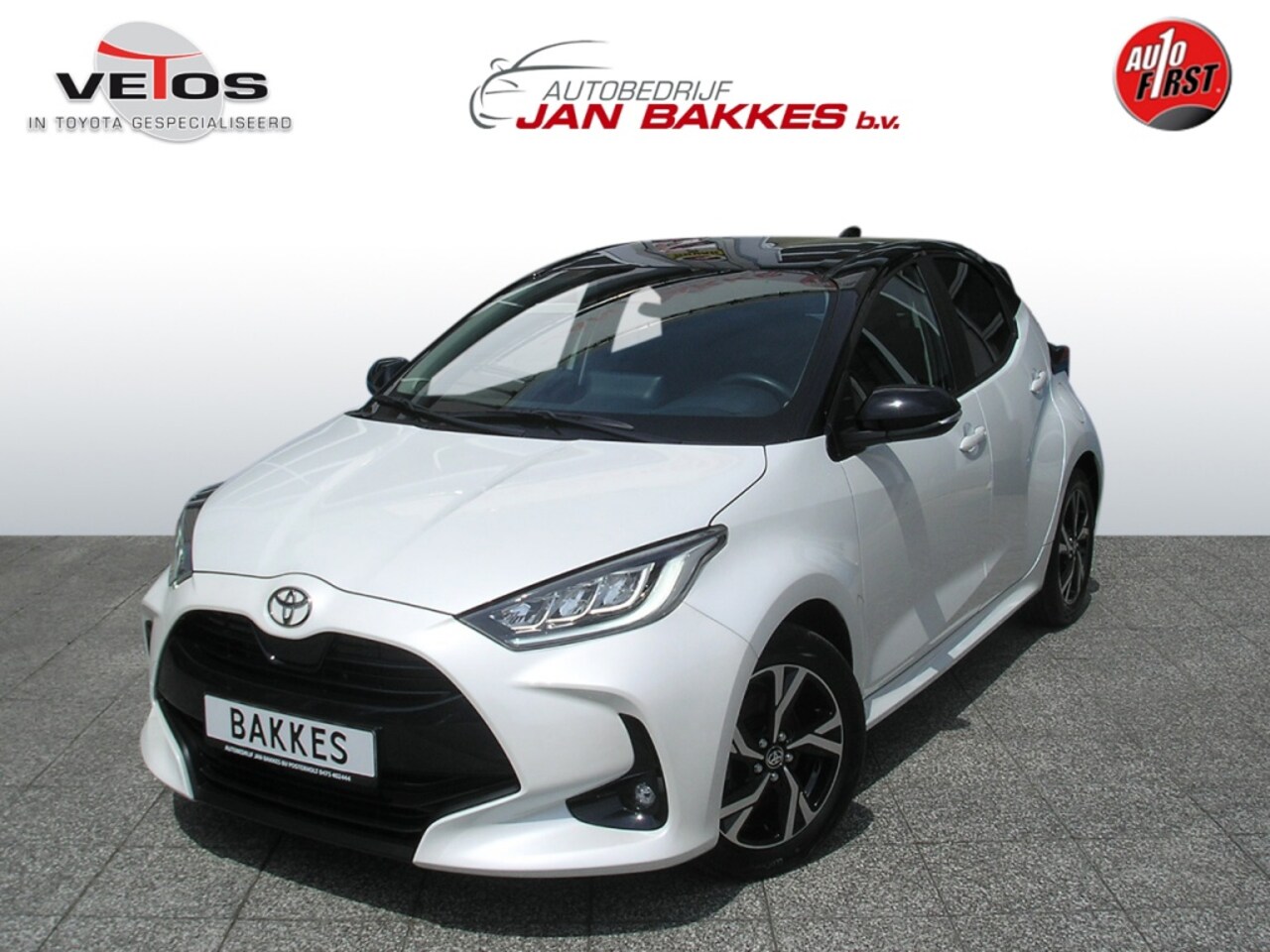 Toyota Yaris - Hybrid Black & White 14.790 km - AutoWereld.nl