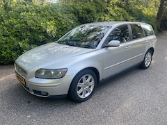 Volvo V50 - 2.4 140Pk / 203Dkm / 5-cil / trekhaak!! APK
