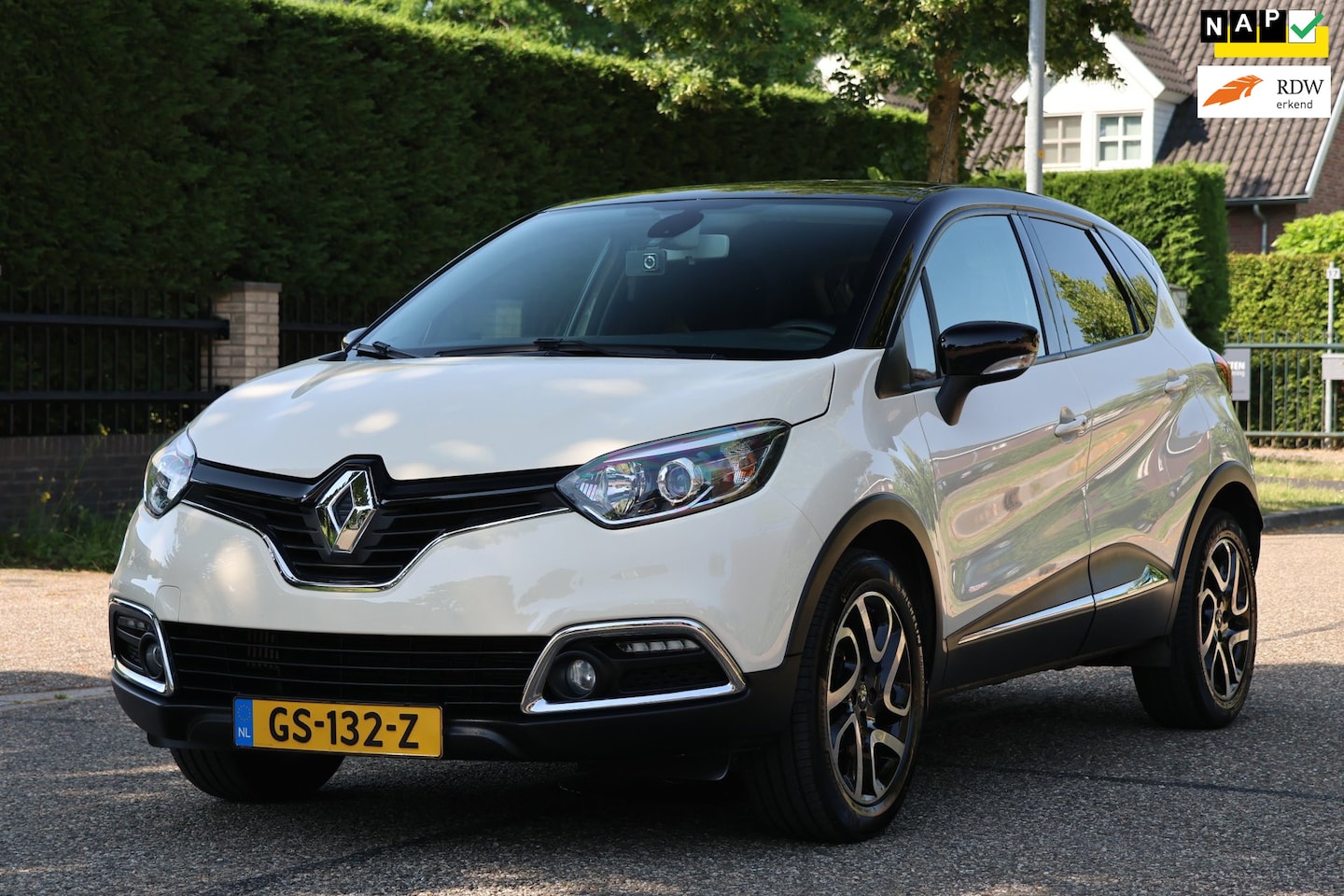 Renault Captur - 0.9 TCe Dynamique | NAVI | CLIMA | CRUISE | CAMERA | TREKHAAK | ZEER MOOIE GOED ONDERHOUDE - AutoWereld.nl