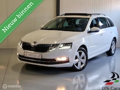 Skoda Octavia Combi - Greentech Style PANO CAMERA XENON LANE